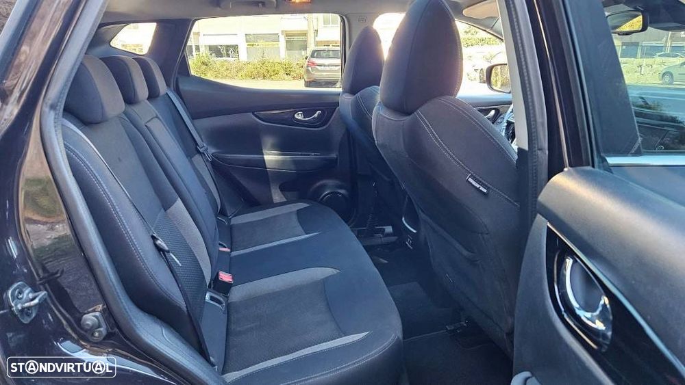 Nissan Qashqai 1.6 dCi TEKNA+ - 30