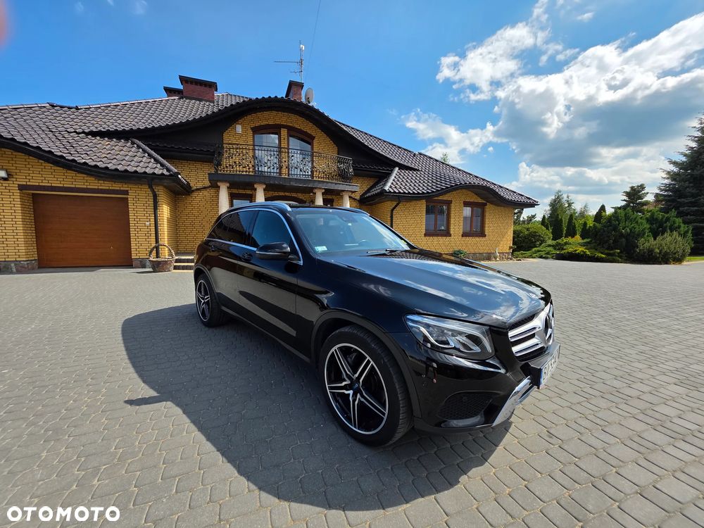 Mercedes-Benz GLC - 24