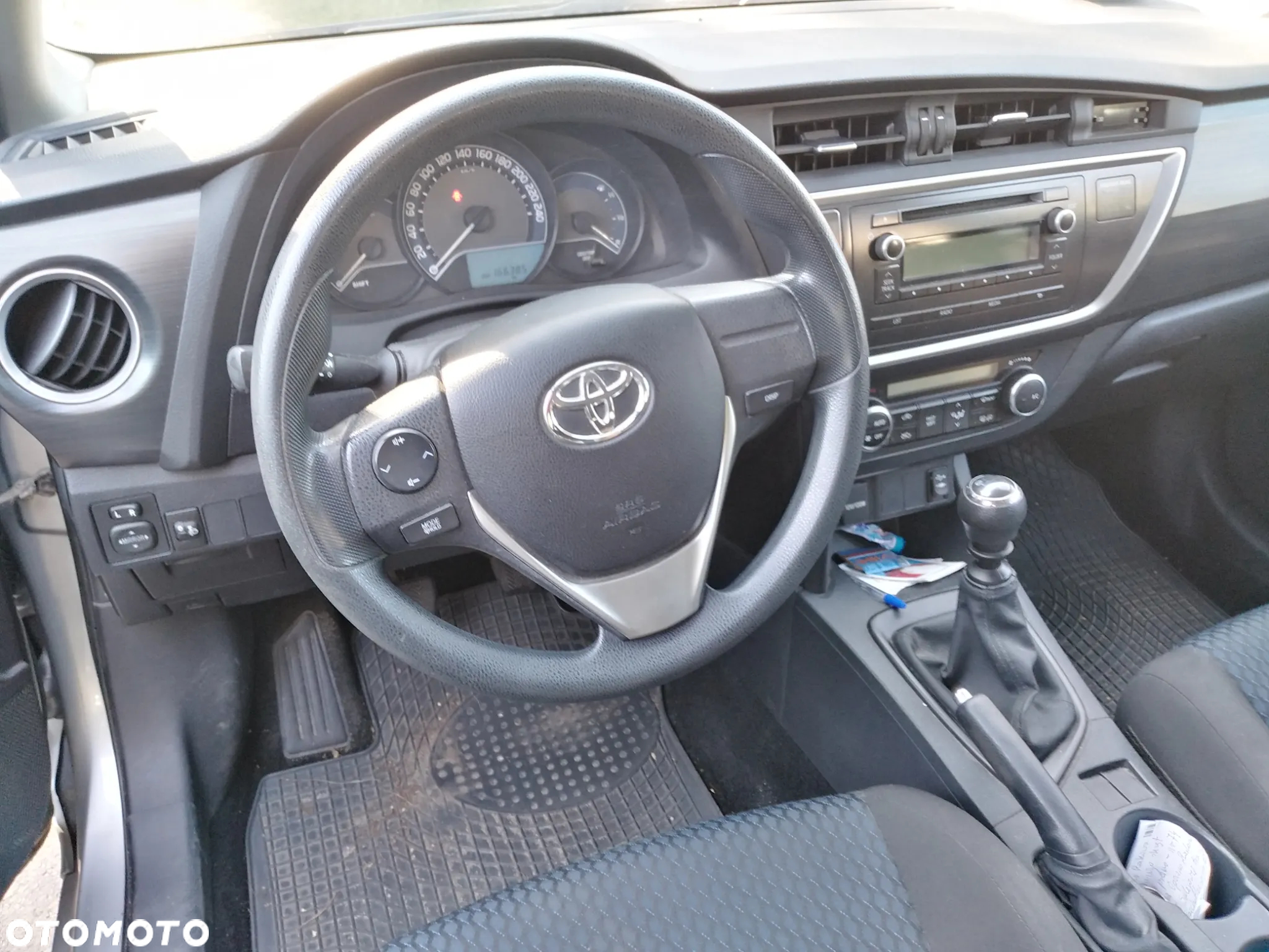 Toyota Auris 1.4 D-4D Active - 7