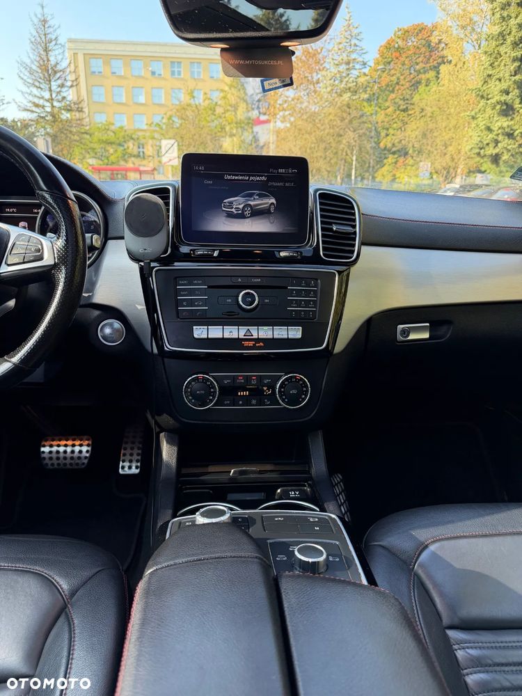 Mercedes-Benz GLE - 18