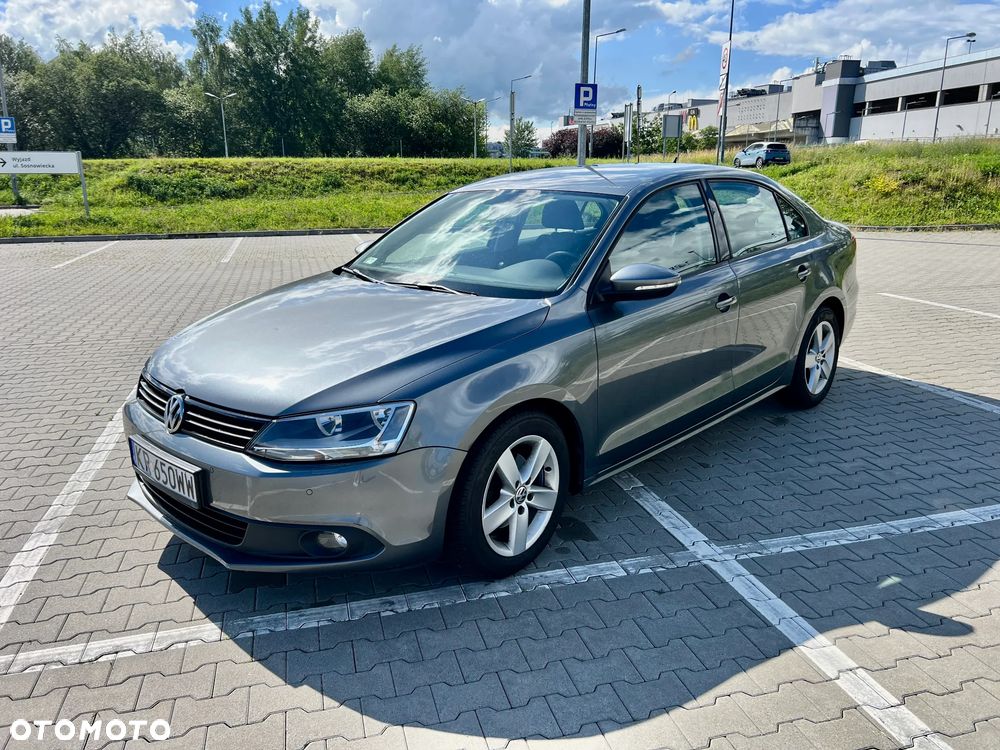 Volkswagen Jetta 1.2 TSI Trendline - 6