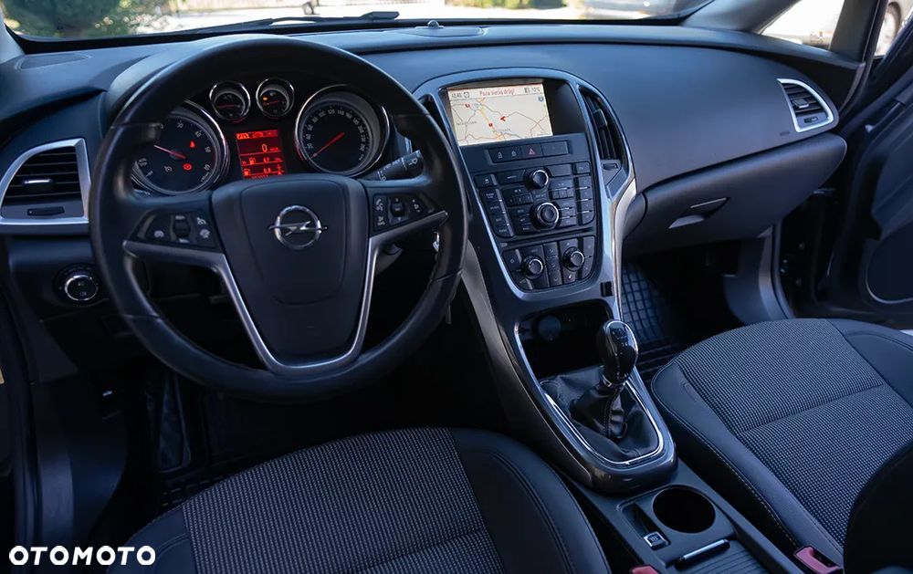 Opel Astra IV 1.7 CDTI Cosmo - 14