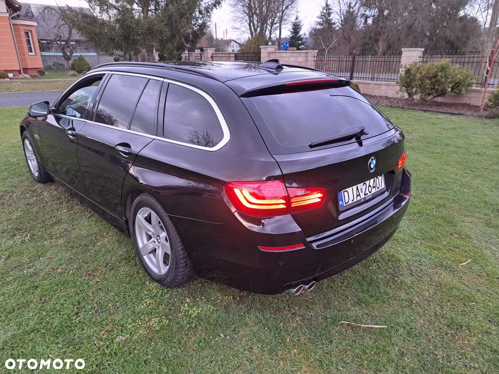 BMW Seria 5 520d xDrive - 8