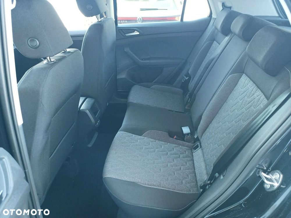 Volkswagen T-Cross - 10