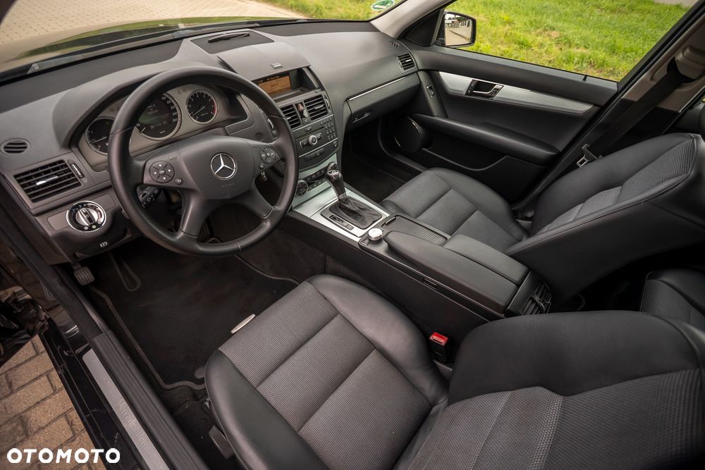 Mercedes-Benz Klasa C 180 Kompressor Automatik Avantgarde - 18