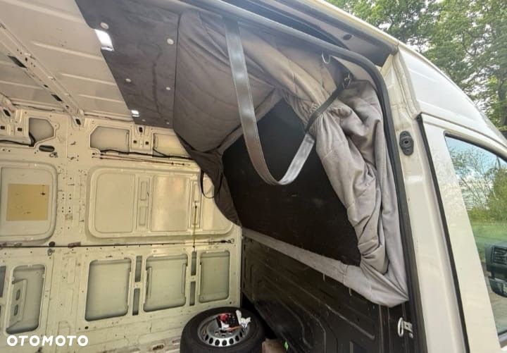 Volkswagen Crafter - 10