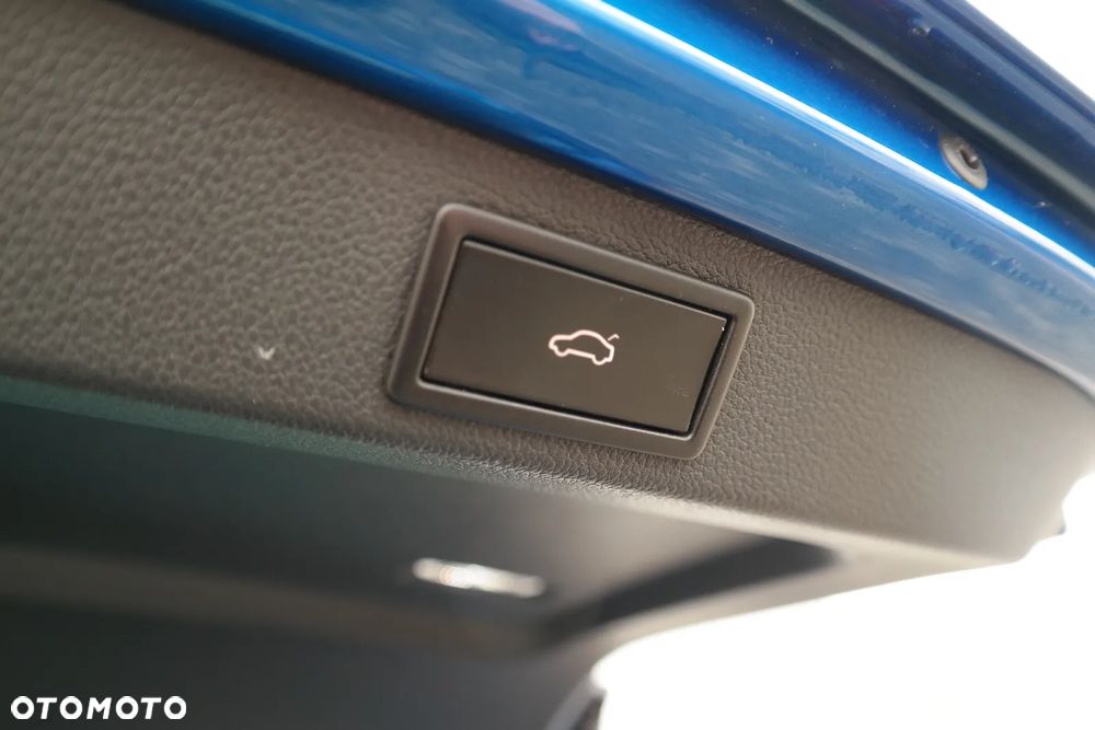 Skoda Superb 2.0 TDI SCR 4x4 Scout DSG - 12