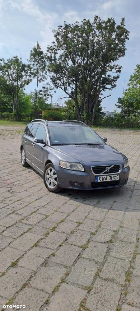 Volvo V50 - 1
