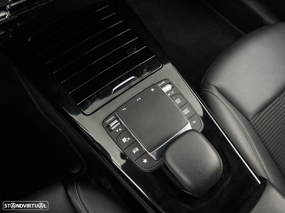 Mercedes-Benz CLA 250 e Shooting Brake Style Plus - 23