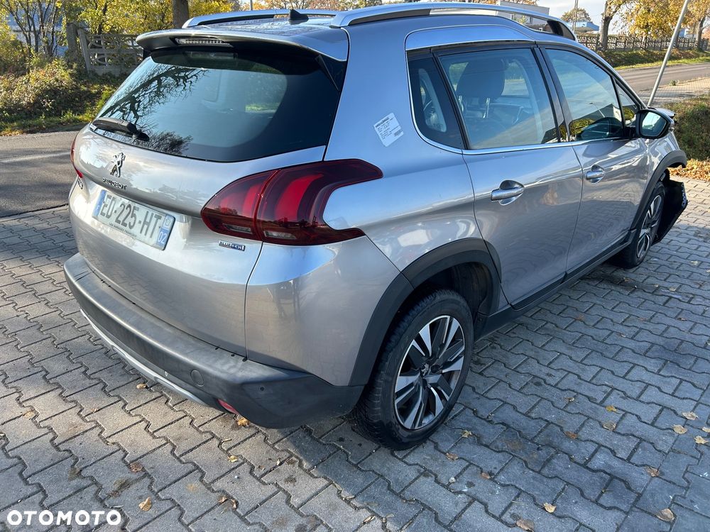 Peugeot 2008 2016 photo 2