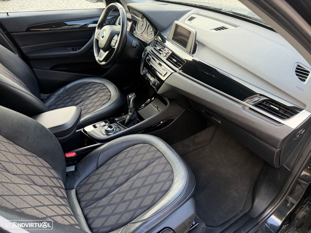 BMW X1 18 d sDrive xLine - 9