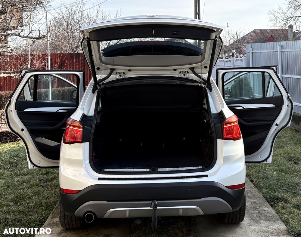 BMW X1 xDrive18d - 12