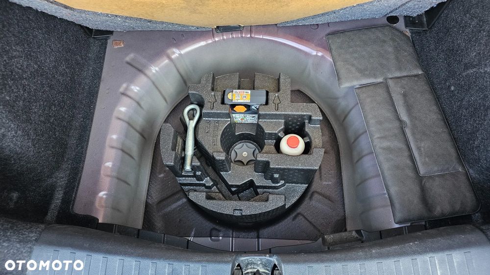 Nissan Micra 1.0 IG-T Tekna - 38
