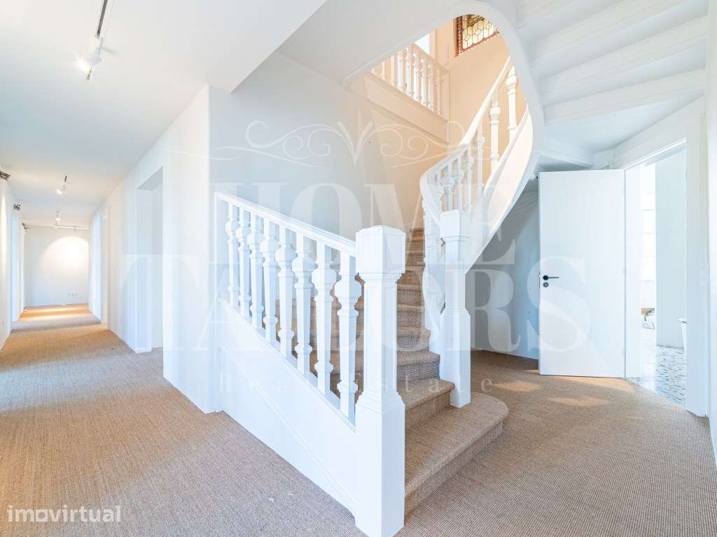 Escritório Duplex de Prestígio em Localização Premium de Lisboa - Grande imagem: 5/44