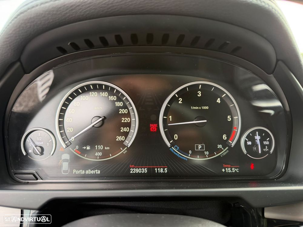 BMW X6 40 d xDrive Pack M - 38