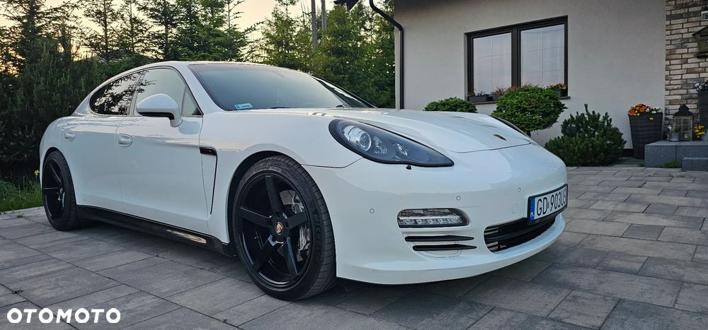 Porsche Panamera 4 - 14