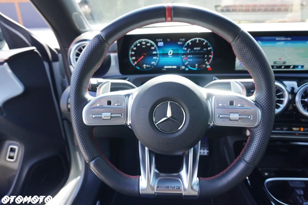 Mercedes-Benz CLA AMG 35 4Matic B AMG Speedshift 7G-DCT - 19