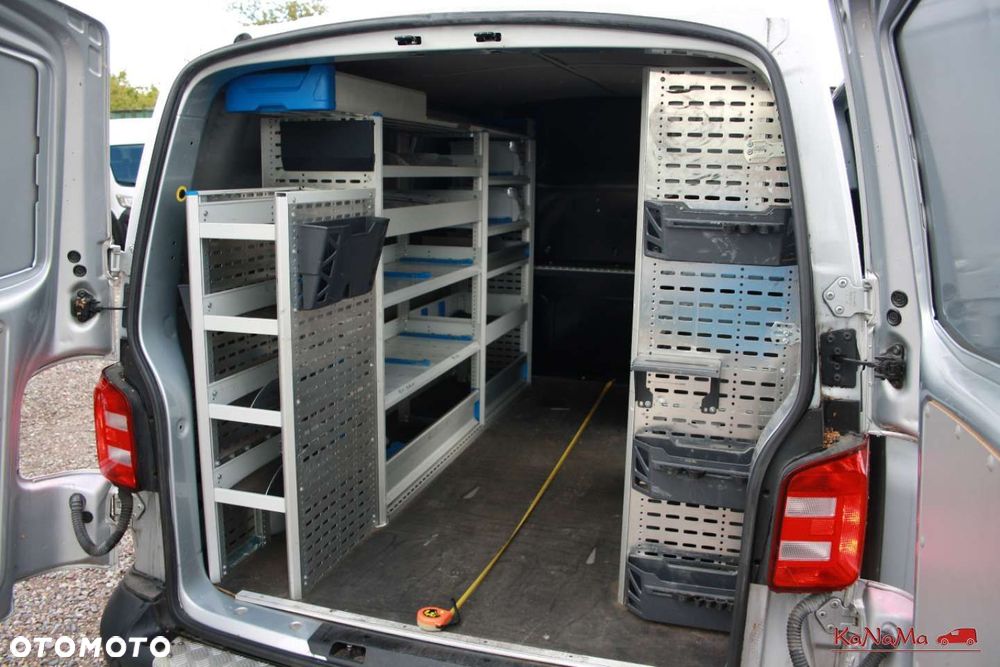 Volkswagen Transporter - 14