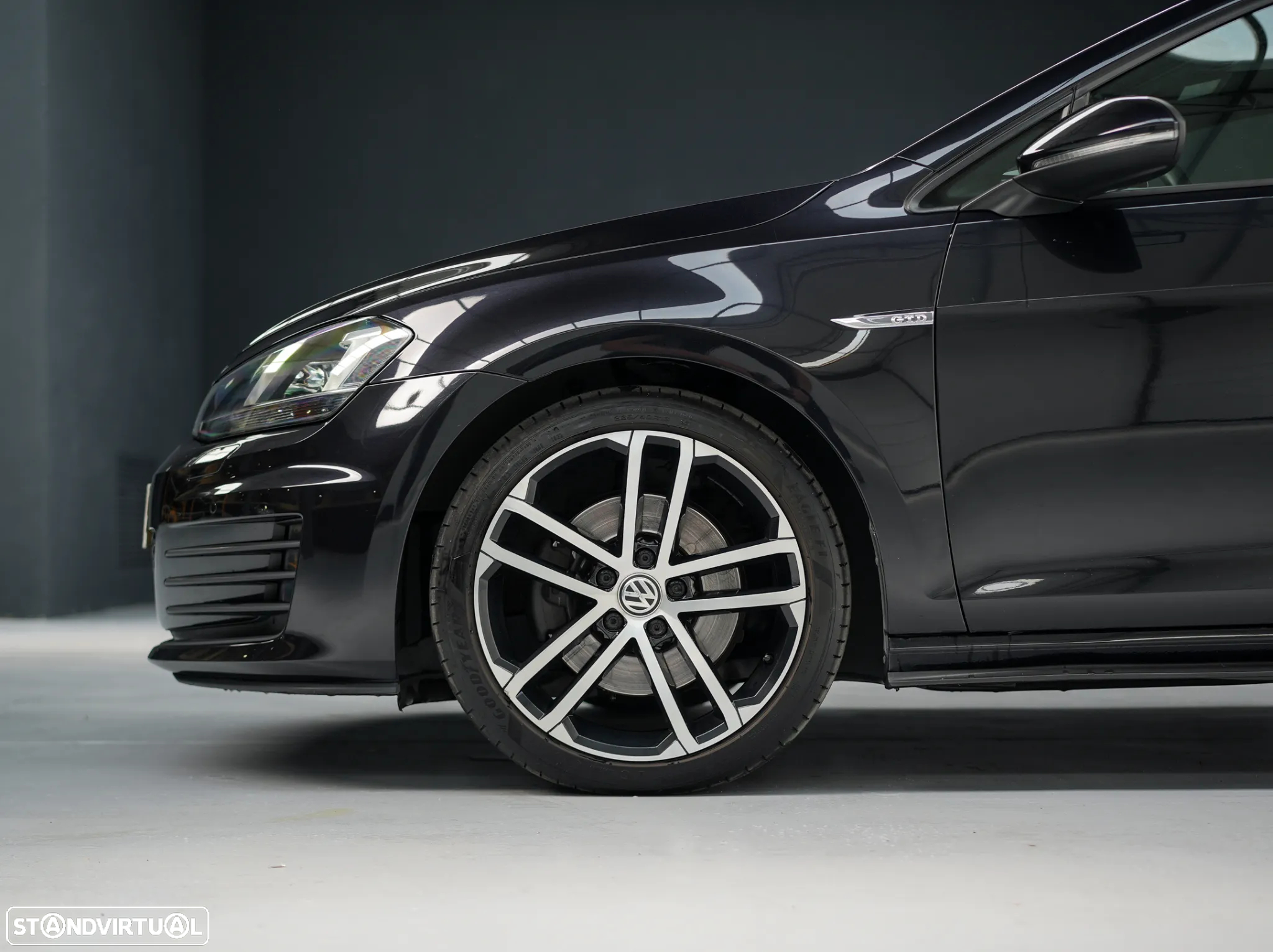 VW Golf 2.0 TDi GTD DSG - 8