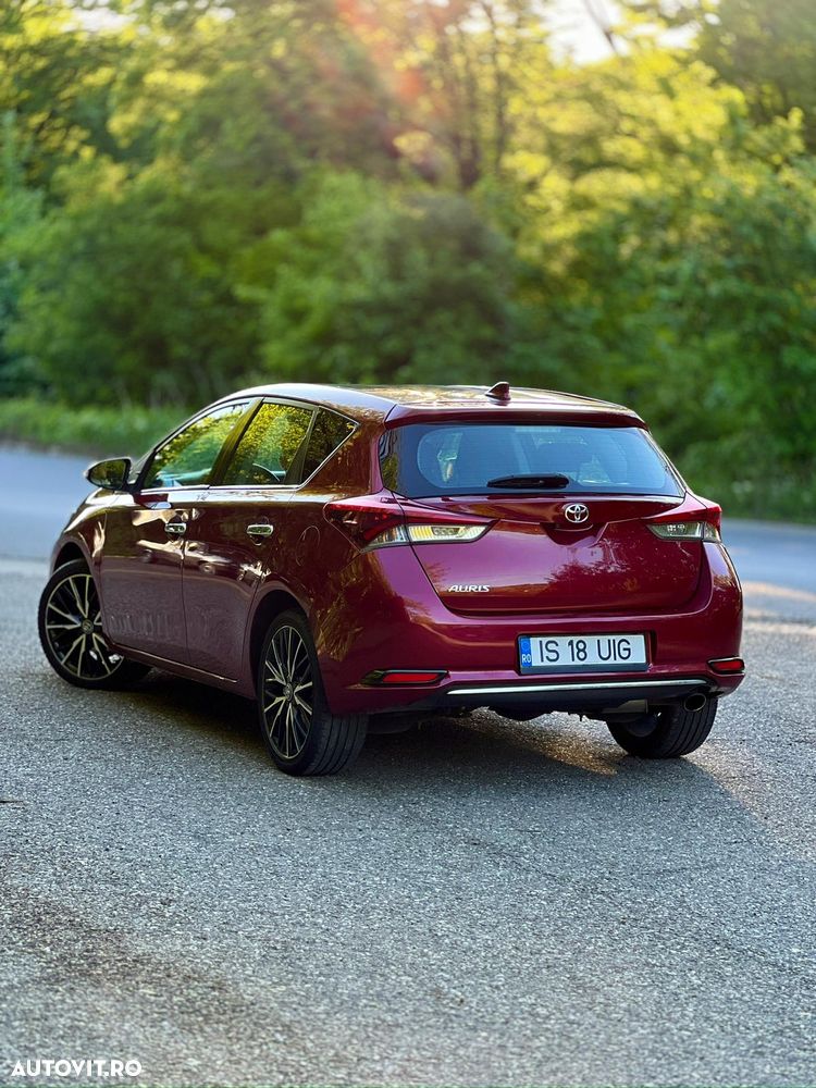 Toyota Auris 1.2 L Turbo Sol + - 6