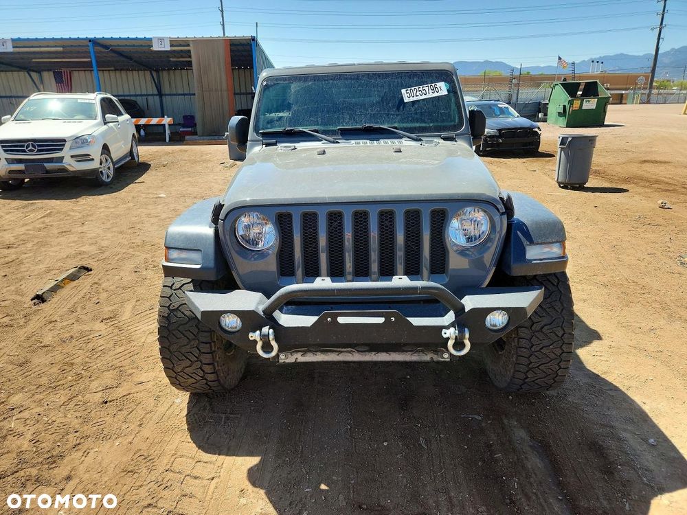 Jeep Wrangler - 6