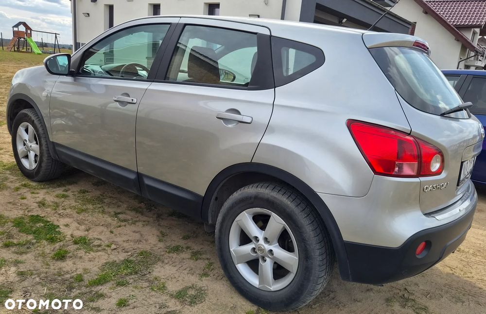 Nissan Qashqai 2.0 Visia - 3