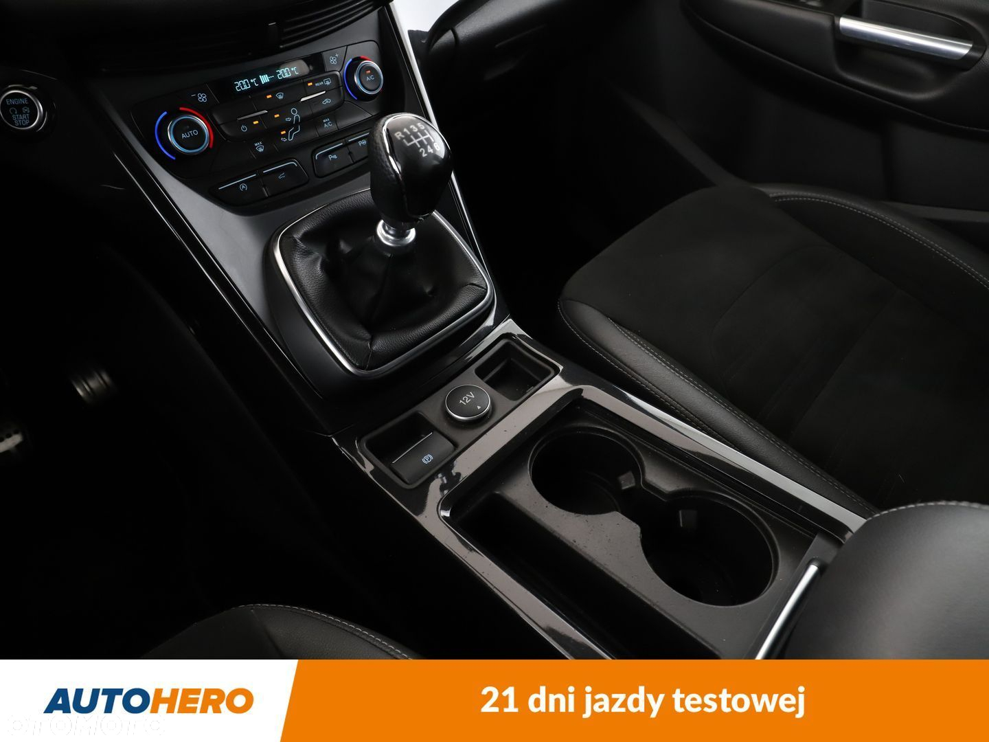 Ford Kuga 2.0 TDCi FWD ST-Line - 24
