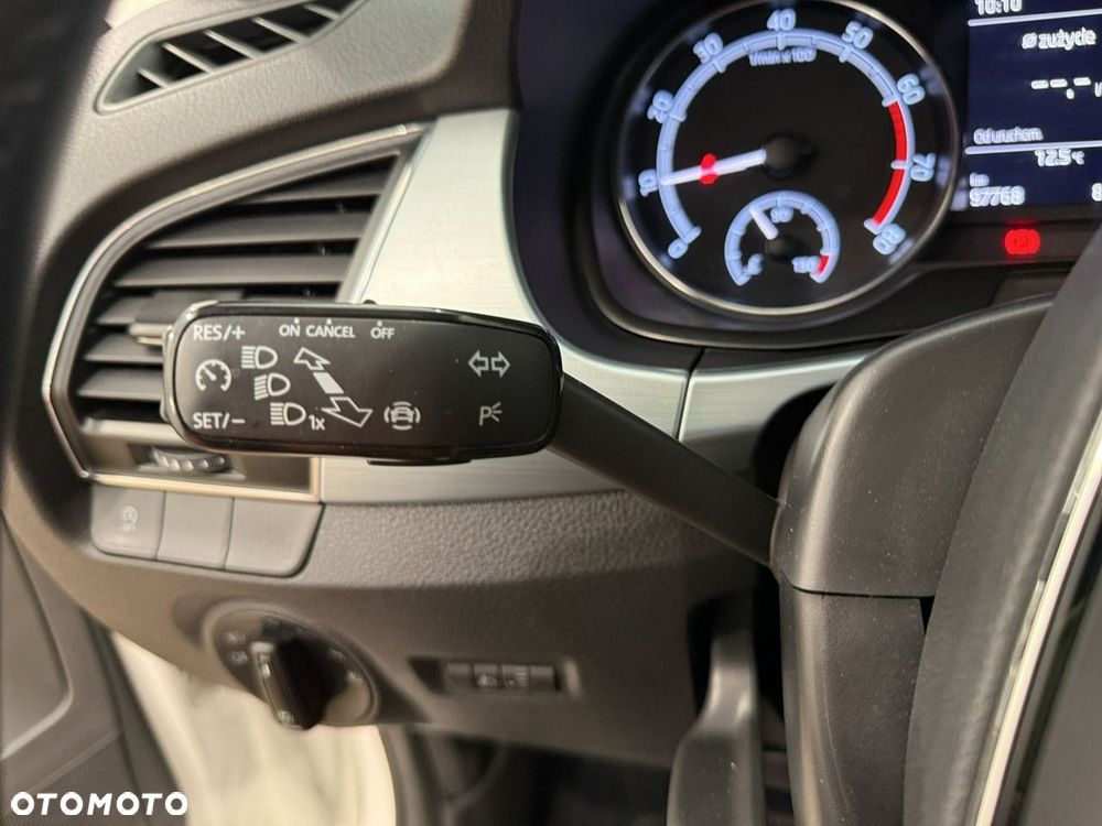 Skoda Fabia 1.0 TSI Ambition Plus - 26