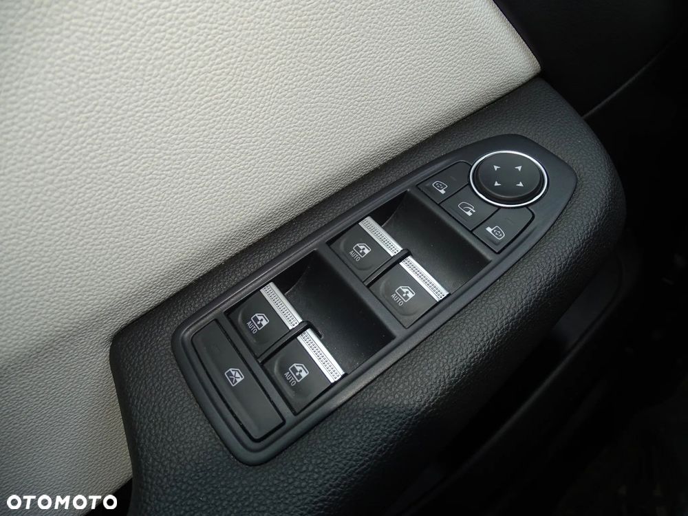 Renault Clio TCe 130 EDC GPF INTENS - 24