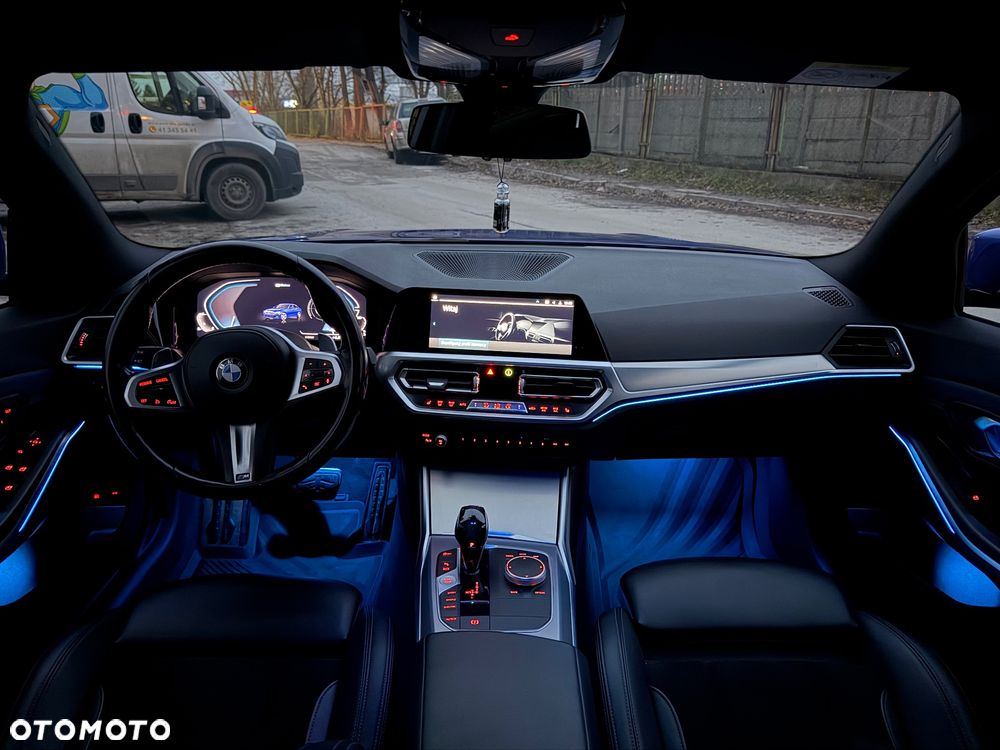 BMW Seria 3 330e Sport Line - 22