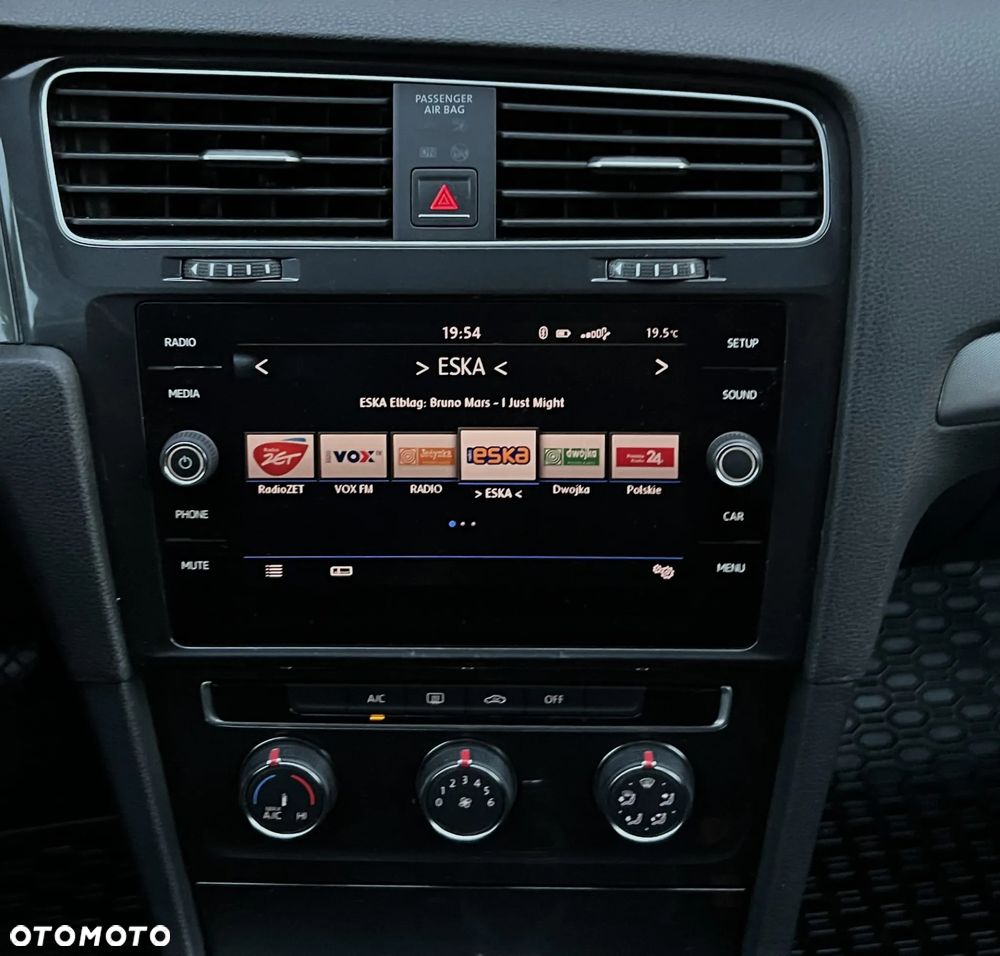 Volkswagen Golf 1.0 TSI Trendline - 19