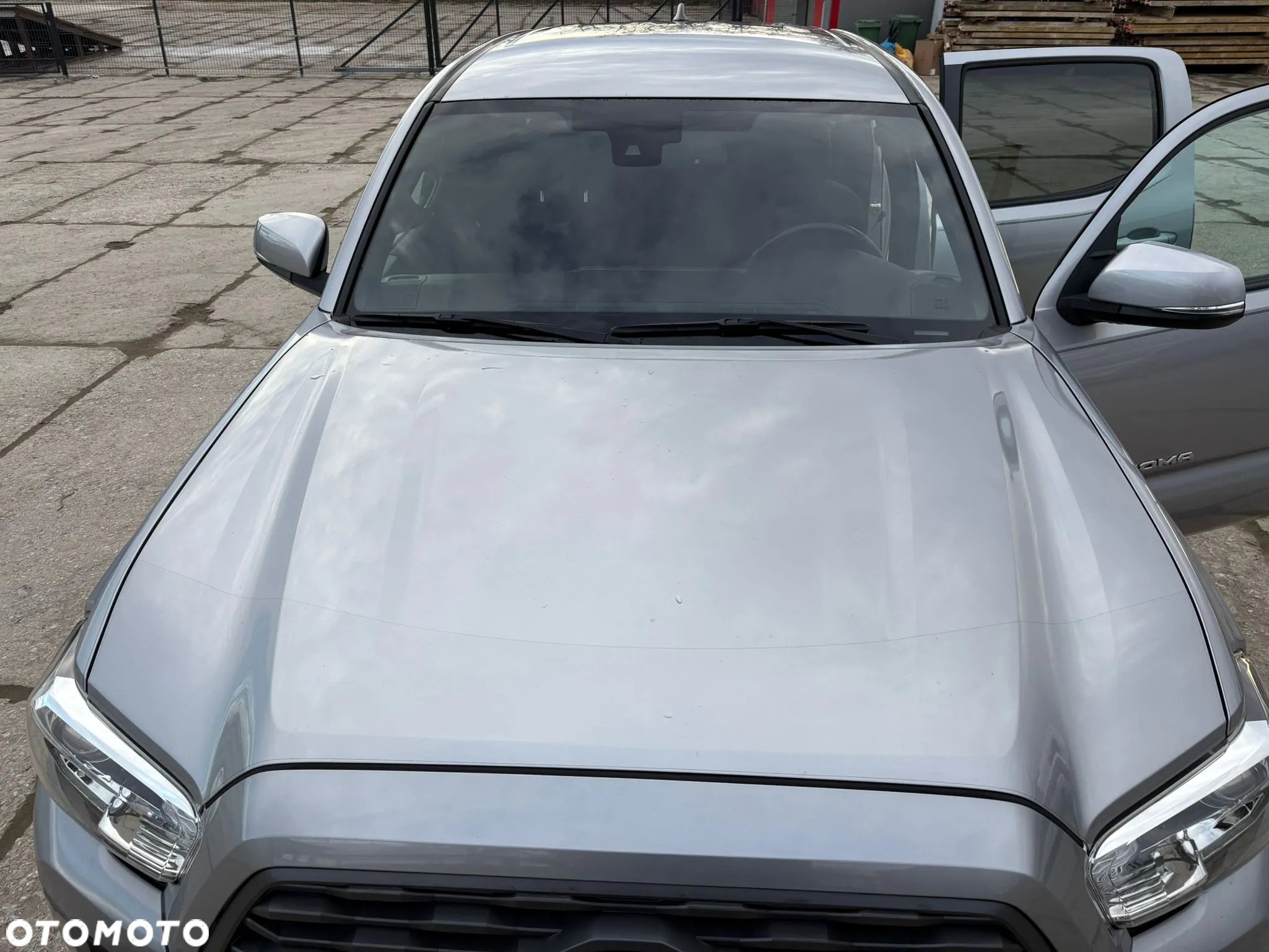 Toyota Tacoma - 26