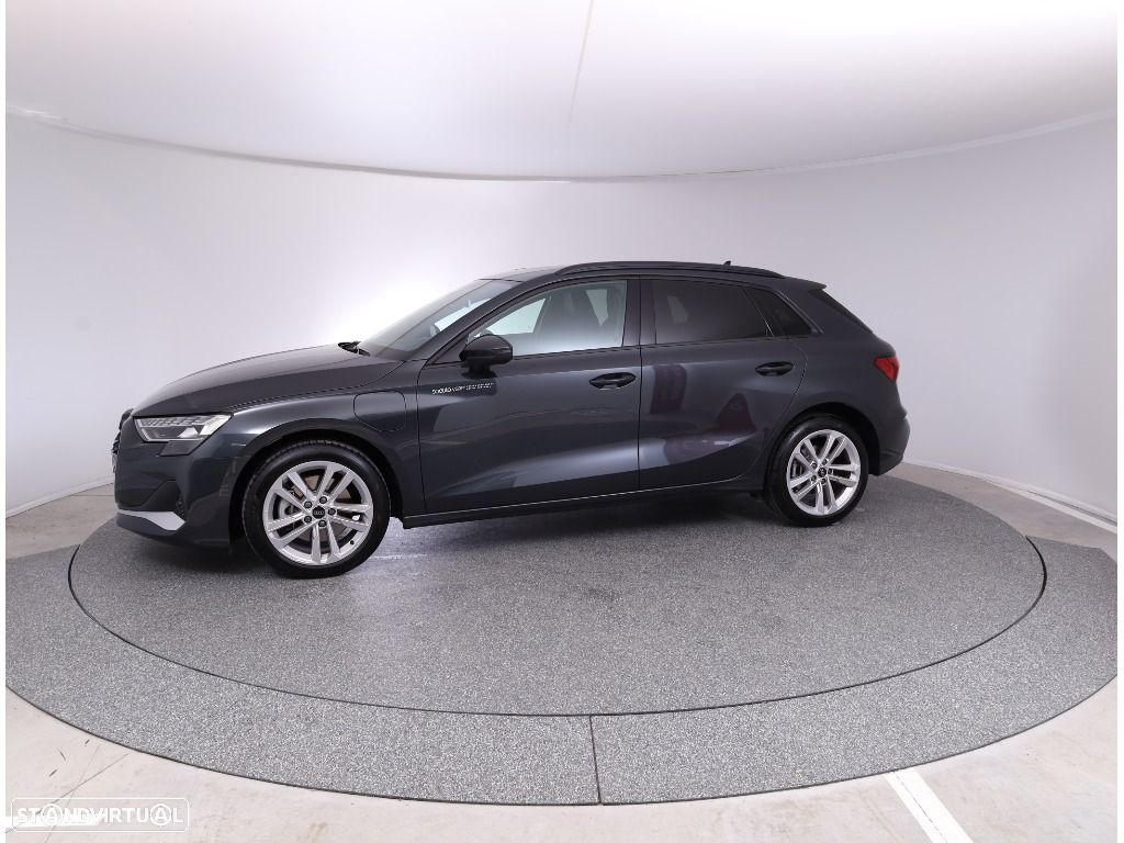 Audi A3 Sportback 40 TFSIe Advanced - 4
