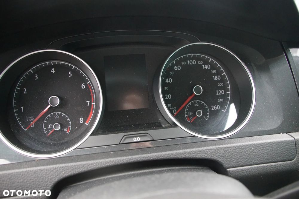 Auto na części - Volkswagen Golf VII Lift 1.0 TSI 115 KM DKRF UDM LB7W 2020R Silnik Skrzynia Drzwi Błotnik Zderzak Klapa Lampa Lusterko Klamka Szyba Deska Kokpit Sterownik Moduł Czujnik Licznik Wyświetlacz Panel Kierownica - 13