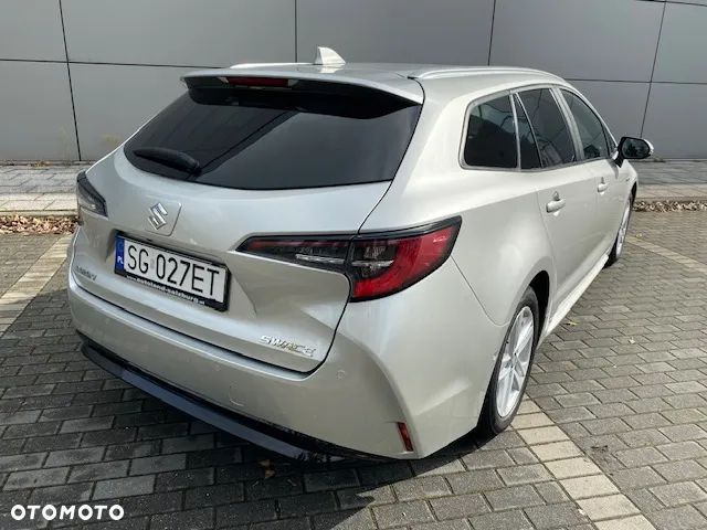 Suzuki Swace 1.8 Hybrid Elegance CVT - 11