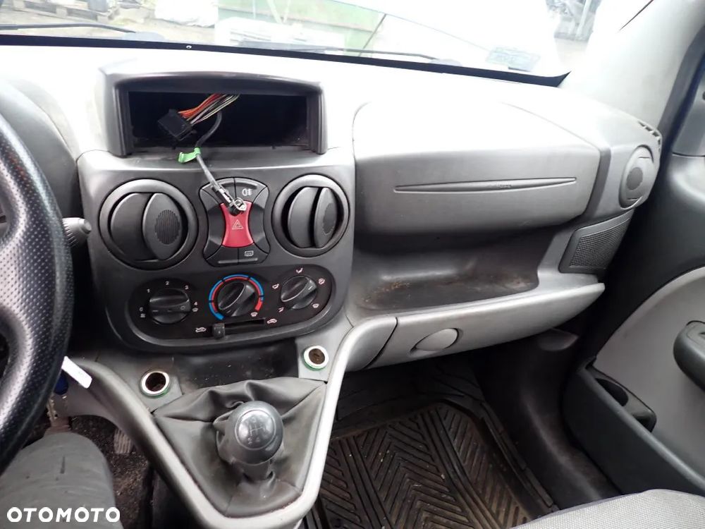 CZĘŚCI - Fiat Doblo I 1,9 JTD M-JET 120KM 186A9000 FILM LIFT PANORAMA 5os. lakier 597 2006r. INDEX - 9771 - 14