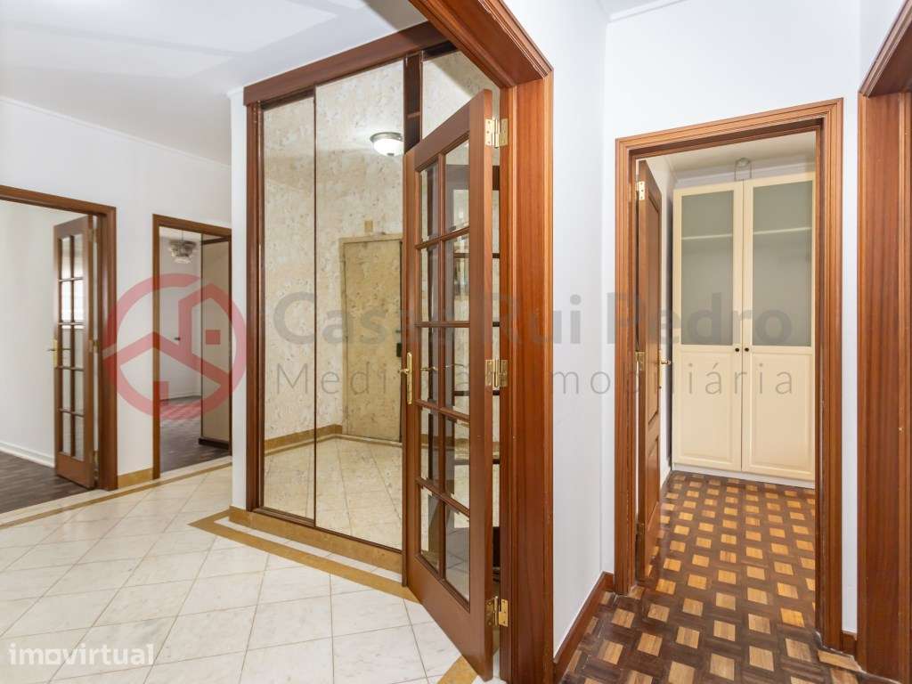 Apartamento T3 na Cova Piedade - Grande imagem: 4/33