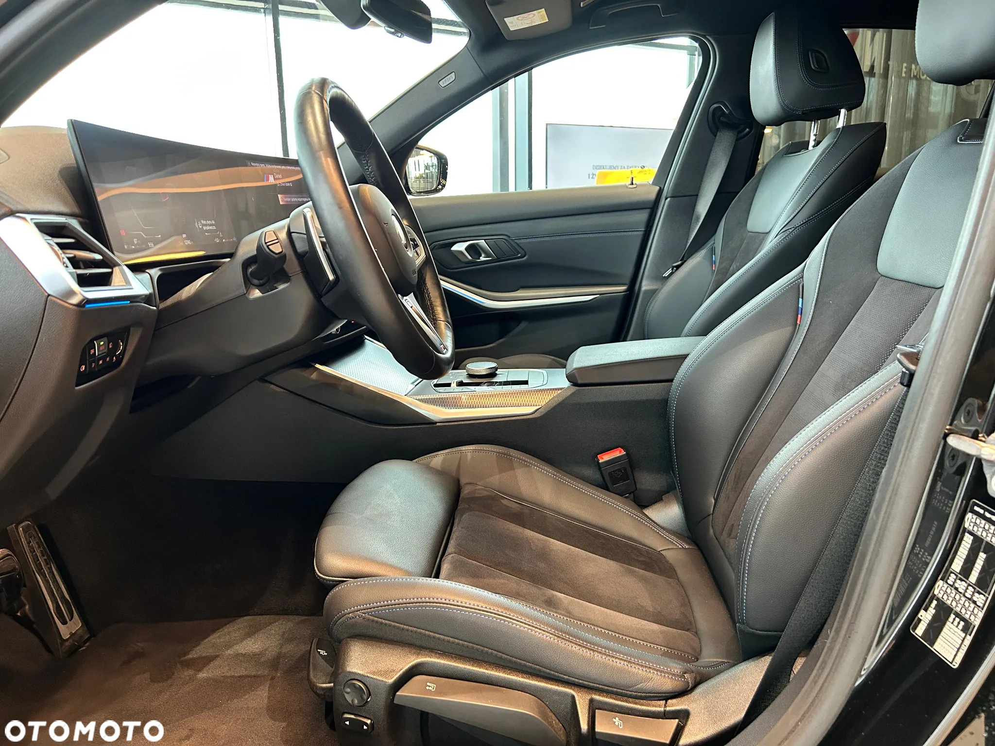 BMW Seria 3 318d M Sport - 21