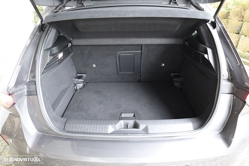 Opel Astra 1.2 T Elegance - 13