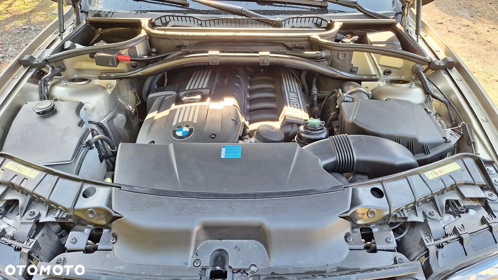 BMW X3 2.5si - 9