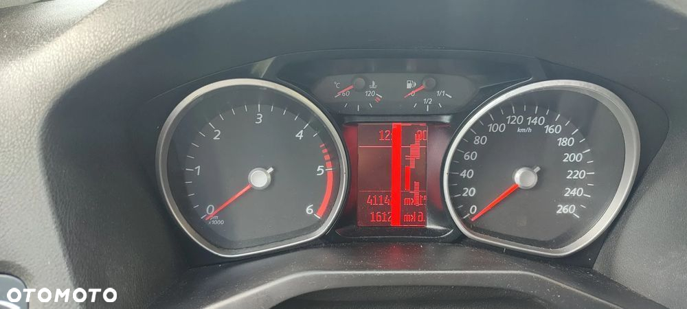 Ford Mondeo 2.0 TDCi Ambiente - 12