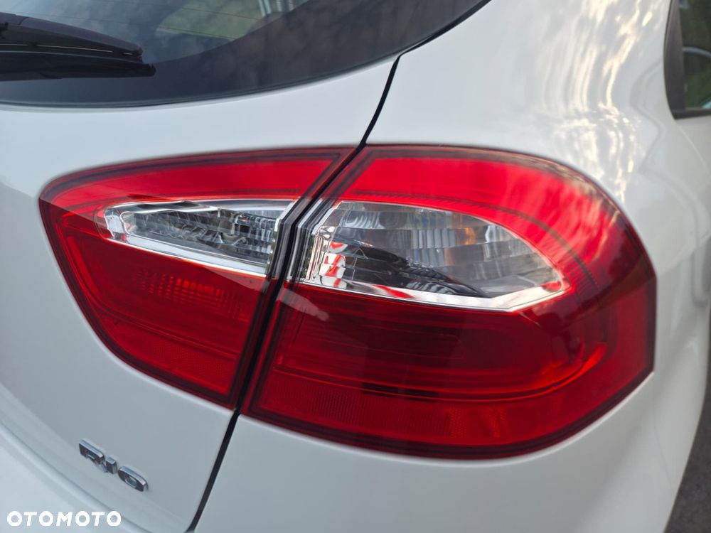 Kia Rio 1.2 Attract - 25