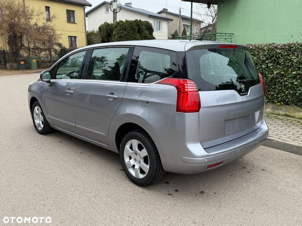 Peugeot 5008 1.6 HDi Style 7os - 6