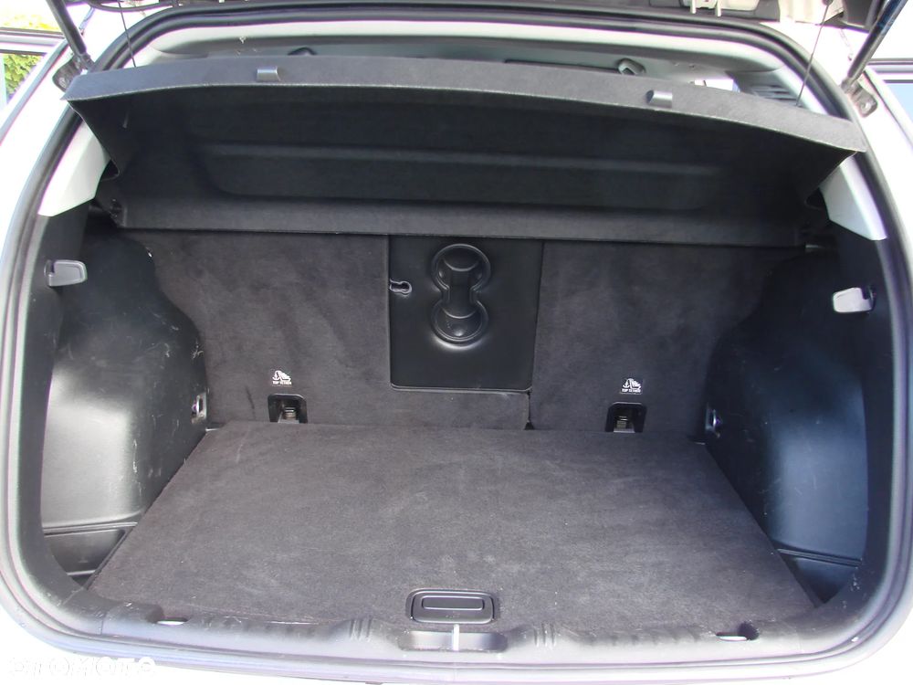 Jeep Compass - 23