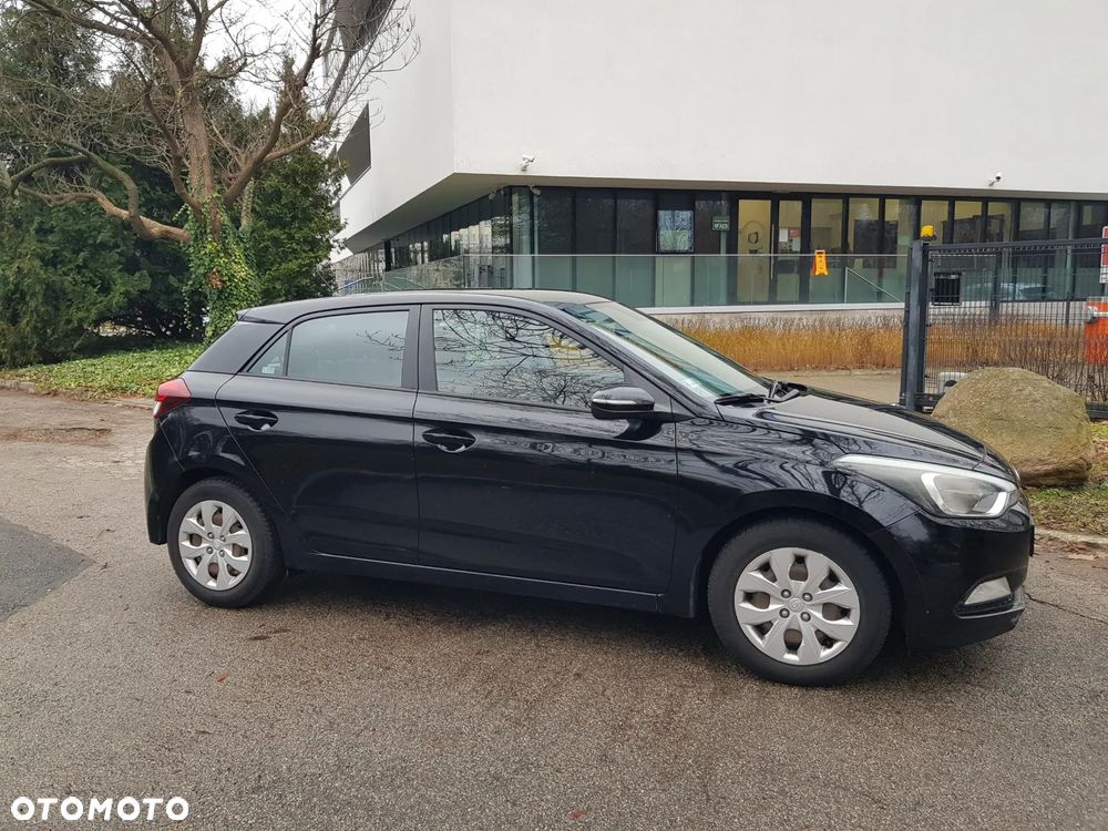 Hyundai i20 1.2 Elegant - 4