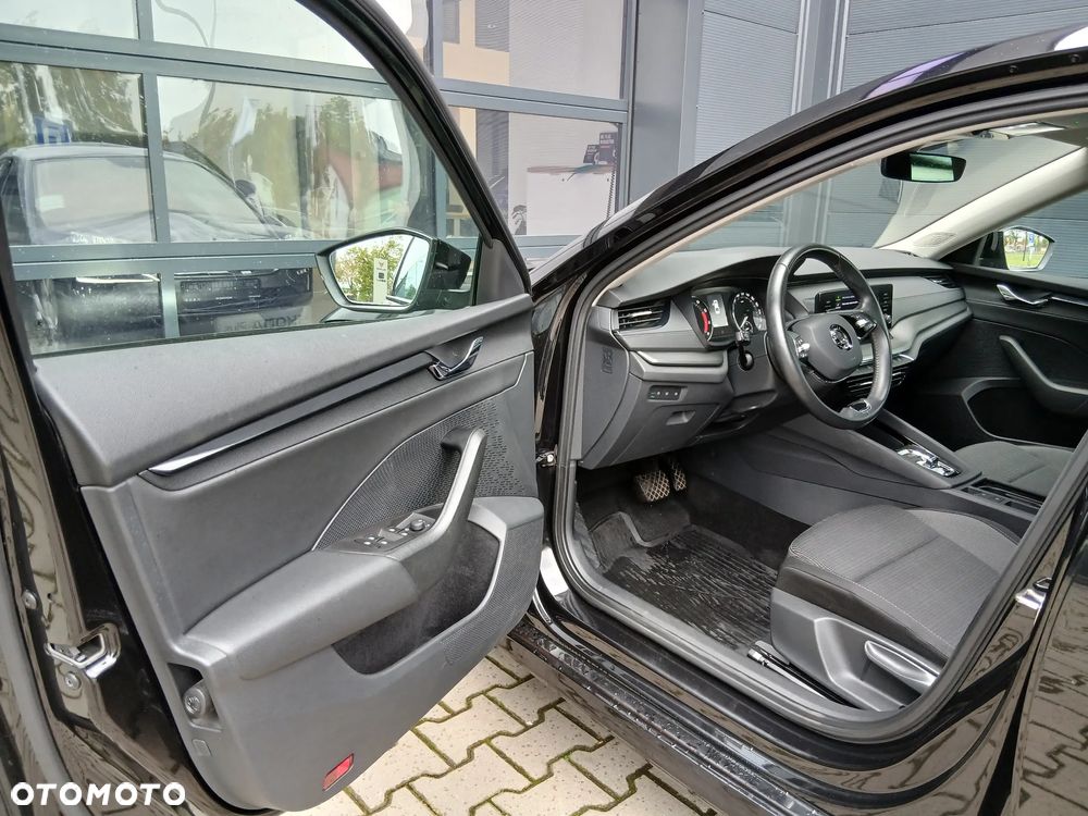 Skoda Octavia - 10