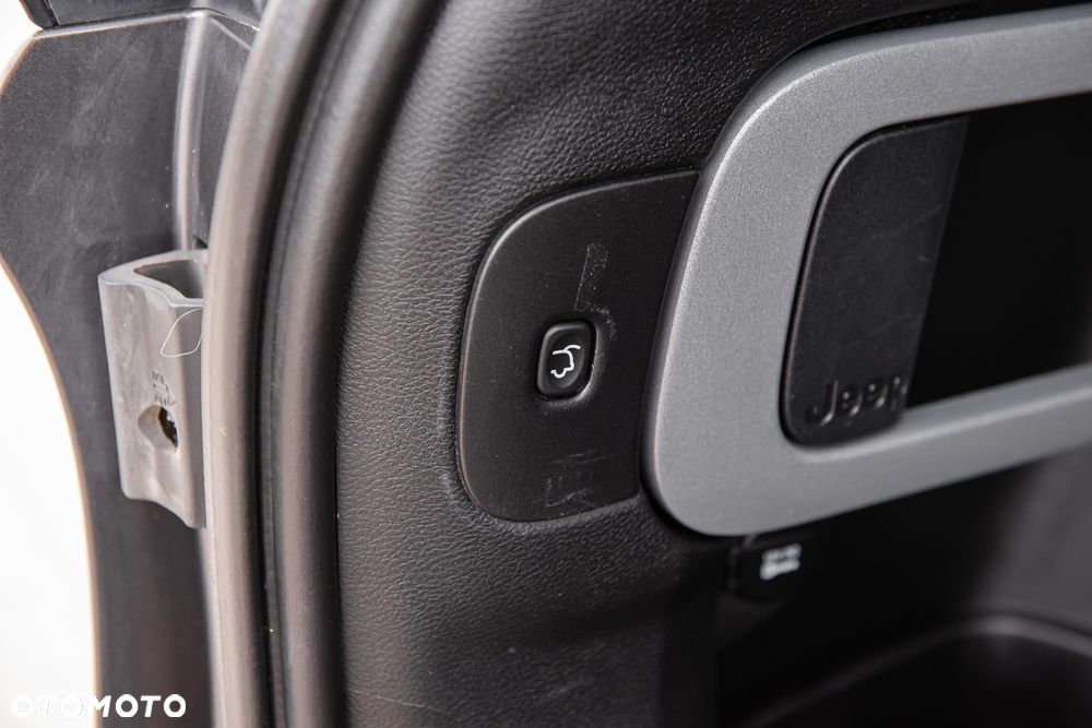 Jeep Cherokee 2.2 Multijet Active Drive II Automatik Limited - 32