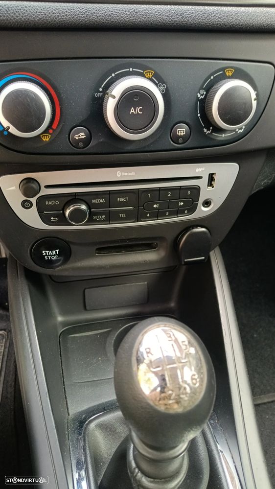 Renault Megane - 5