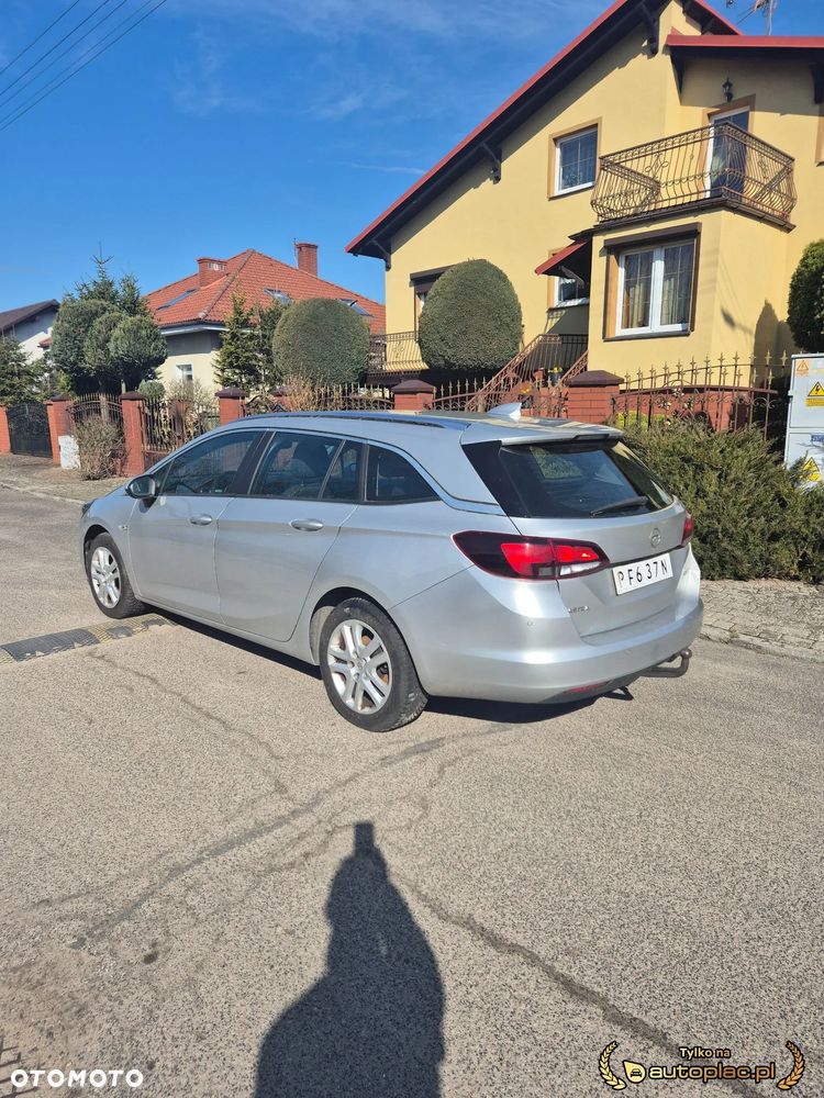 Opel Astra 1.4 Turbo Business - 4