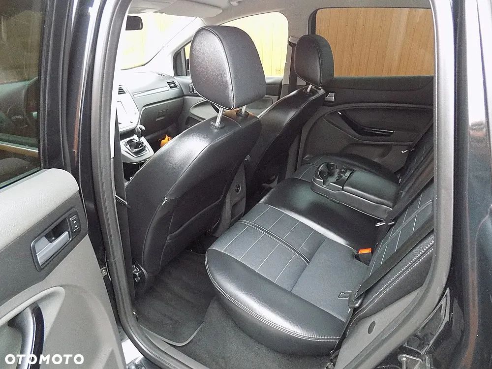 Ford Kuga 2.0 TDCi Titanium S - 6